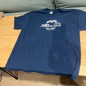 Vintage Ray’s of Everett, WA T-Shirt – Size XL